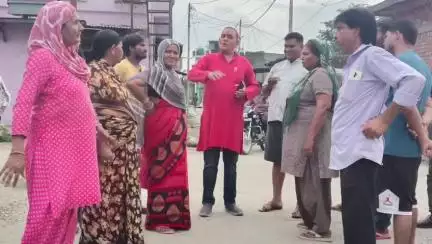 डोईवाला: डोईवाला नगर पालिका अध्यक्ष नरेंद्र सिंह नेगी ने केशवपुरी क्षेत्र का दौरा किया, जनता की समस्याएं सुनीं