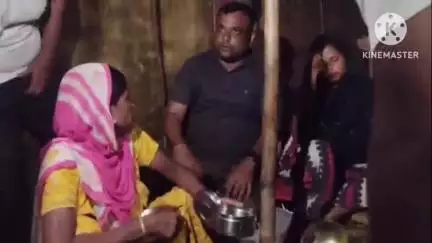 বালিজানা: হাচিলাবিলৰ উচ্ছেদিত ৰাইজৰ কাষত আমছুৰ কেন্দ্ৰীয় সমিতিৰ সভাপতি ৰেজাউল কৰিম সৰকাৰ