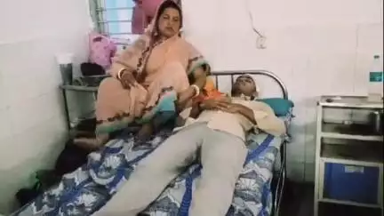 बेगूसराय: बेगूसराय में दबंगों ने मां-बेटे को पीटकर किया घायल, अस्पताल में भर्ती, पुलिस जांच जारी