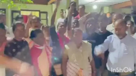 ধেমাজি: মাছখোৱাত পঞ্চায়তৰ সভাপতি নিৰ্বাচনত সংঘাত দুই পক্ষৰ মাজত,আৰক্ষীক অৱগত ভুক্তভোগীৰ
