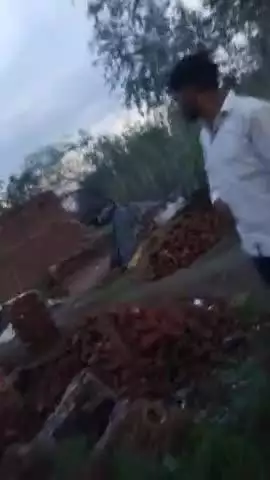 बृजलाल अहिरवार का प्लॉट प्लॉट पर  राधेलाल वंशकर और चेनो रजक और प्रकाश रजक  अतिक्रमण कर रहे हैं ग्राम मोरिया त भंडार दतिy