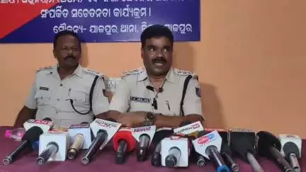 ବଡଚଣା: ଦଶରଥପୁର ଥାନା ଅଂଚଳରେ ଦିଲ୍ଲୀ ଯୁବତୀଙ୍କୁ ଅସଦାଚରଣ ଘଟଣାରେ ସାମ୍ବାଦିକ ସମ୍ମିଳନୀ, ୨ଅଭିଯୁକ୍ତ ଗିରଫ