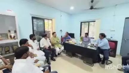 सावनेर: पाटणसावंगी येथे WCL अधिकाऱ्यांशी आमदार यांची बैठक संपन्न