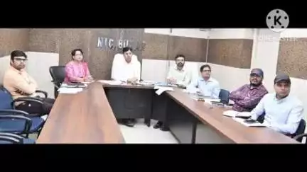 बक्सर: मुख्य सचिव ने वीडियो कांफ्रेंसिंग से समाहरणालय के विभिन्न विभागों की समीक्षा की