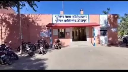 जोधपुर: जोधपुर डांगियावास थाना क्षेत्र में पुलिस ने कार्रवाई करते हुए 17 किलो डोडा पोस्त के साथ 2 अभियुक्तों को किया गिरफ्तार