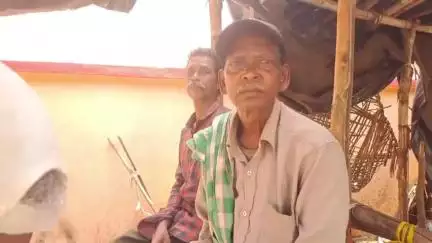 ଫୁଲବାଣୀ ସହର: ତିଲକପଡି ଗ୍ରାମରେ ନାହିଁ 6 ମାସ ହେଲା କରେଣ୍ଟ, ବହୁ ସମସ୍ୟା ଭୋଗୁଛନ୍ତି ଗ୍ରାମବାସୀ #jansamasya