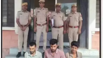 जैसलमेर: रामदेवरा पुलिस ने ऑपरेशन खुलासा के तहत सोलर प्लांट से केबल चोरी की वारदात का किया खुलासा, 3 मुल्जिम गिरफ्तार