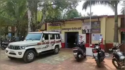 अक्कलकुवा: बऱ्हाणपूर-अंकलेश्वर महामार्गावर कवली गावासमोर रास्ता रोको करणाऱ्या ३० ते ४० जणांवर अक्कलकुवा पोलिसांत गुन्हा दाखल