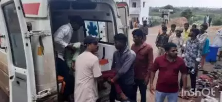 पेटलावद: पेटलावद-थांदला मार्ग पर टोल गेट के समीप दो बाइकों के बीच हुई टक्कर, 3 लोग हुए घायल