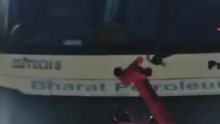 दमोह: राजघाट के पास ट्रक की टक्कर से MPEB के लाइनमैन की हुई मौत, विद्युत सुधार कार्य कर लौट रहा था मृतक; पुलिस जांच में जुटी