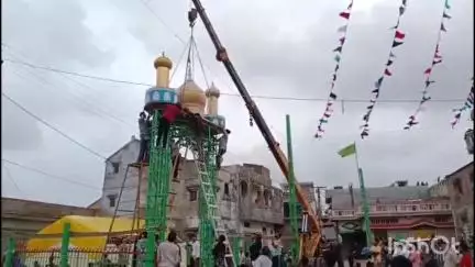 ખંભાળિયા: હાસમ શાહ ચોક ખાતે શરણાઈના શુર સાથે પવિત્ર નાકો ચઢાવવાની વિધિ કરવામાં આવી