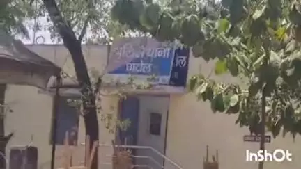 घाटोल: घाटोल के गारमेंट्स की दुकान में नाबालिक बच्चों को काम करने के मामले में पुलिस ने की कार्रवाई