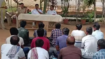 రాయచోటి సబ్ జైల్లో లీగల్ సెల్ ఎయిడెడ్ క్లీనిక్ ను మంగళవారం జిల్లా న్యాయ సేవాధికార సంస్థ, కడప జడ్జి ఎస్.బాబా ఫక్రుద్దీన్