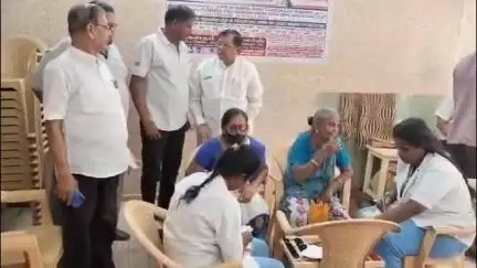 தண்டையார்பேட்டை: ராயபுரம் பகுதியில் உள்ள மகாவீர் இன்டர்நேஷனல் மருத்துவமனையில் நூற்றுக்கும் மேற்பட்டோருக்கு இலவச மருத்துவ முகாம் மற்றும் அறுவை சிகிச்சை செய்யப்பட்டது
