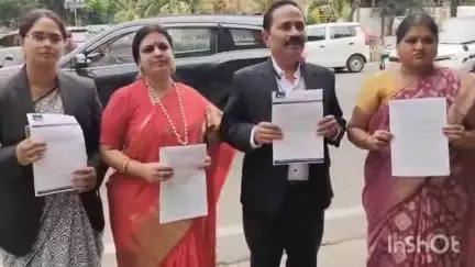 ఖైరతాబాద్: పాస్టర్ సాలెం రాజు మహిళలను కించపరిచే వ్యాఖ్యలు చేసిన ఆరోపణలతో బషీర్ బాగ్ సైబర్ క్రైమ్ పోలీస్ స్టేషన్లో ఫిర్యాదు