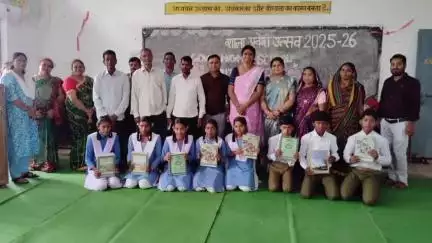 गुण्डरदेही: शासकीय उच्चतर माध्यमिक विद्यालय खुटेरी खे में मनाया गया शाला प्रवेश उत्सव, बच्चों को किया गया पाठ्य पुस्तक का वितरण