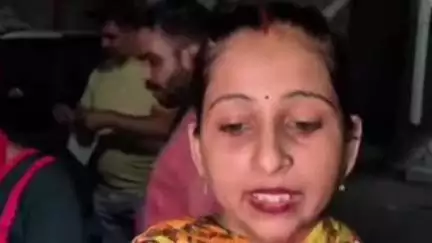 करनाल: करण विहार में लड़ाई-झगड़े के बाद एक लड़के को पकड़कर पुलिस के हवाले किया गया