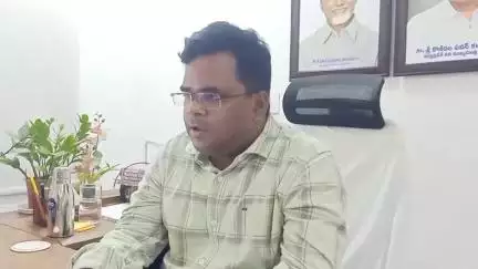 నగరంలో ఉచిత మరుగుదొడ్లు ఏర్పాటు: కమిషనర్ నరసింహ ప్రసాద్
