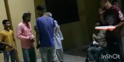 बागपत: हमीदाबाद गांव स्थित हाइवे पर चलती बाइक के आगे आई बिल्ली, अनियंत्रित होकर सड़क पर गिरी बाइक, दो युवक हुए घायल