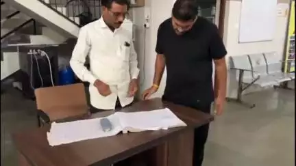 કવાંટ: તાલુકામાં આરોગ્યની સ્થિતિ કથળતી જોવા મળી, ભાજપના કારોબારી અધ્યક્ષ એ વિડીયો વાયરલ કર્યો.