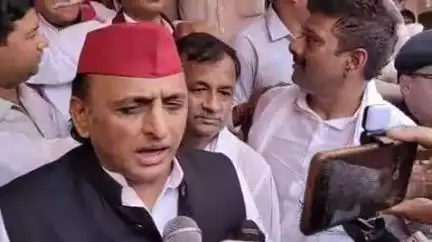 फर्रुखाबाद: बुधवार को फर्रुखाबाद आएंगे पूर्व मुख्यमंत्री अखिलेश यादव, स्व. छोटे सिंह यादव के त्रियोदशी संस्कार में होंगे शामिल