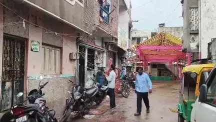 નાંદોદ: રાજપીપળામાં GEB દ્વારા સવારમાં રેડ પાડી હતી જેમાં 21 વીજ ચોરી પકડી 15 લાખ જેટલો દંડ કરવામાં આવ્યો છે.