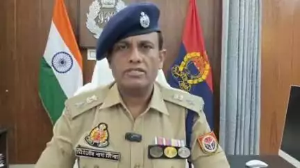 हाथरस: कस्बा मेंडू भैरो मंदिर के पास महिला की हत्या के आरोपी की गिरफ्तारी के लिए एसपी ने 3 टीमों का किया गठन