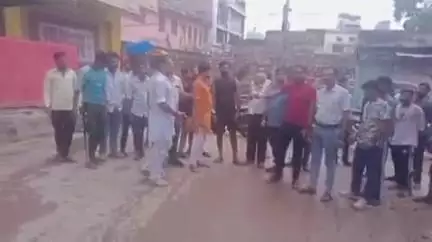 बारां: जनता मार्केट से शराब की दुकान हटाने को लेकर व्यापारियों ने किया प्रदर्शन, दुकानें रखी बंद  #Jansamasya