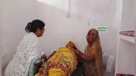 पन्ना: पन्ना में मानवता शर्मसार! एम्बुलेंस न मिलने से दर्द से तड़पती रही गर्भवती महिला, खुली स्वास्थ्य व्यवस्था की पोल