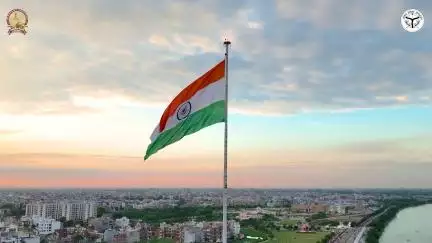 उत्तर प्रदेश अब 'एक्सप्रेसवे प्रदेश' के रूप में अपनी पहचान बना रहा है...


#NayeBharatKaNayaUP