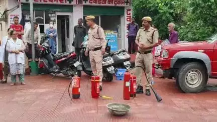 नाहन: डॉ वाईएस परमार मेडिकल कॉलेज परिसर में आज से मॉडल का आयोजन, बचाव संबंधी दी गई जानकारी