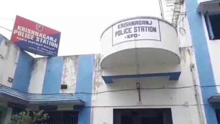 কৃষ্ণগঞ্জ: এক ভারতীয় মানব পাচারকারীকে গ্রেফতার করে আজ আদালতে পেশ করলো কৃষ্ণগঞ্জ থানার পুলিশ