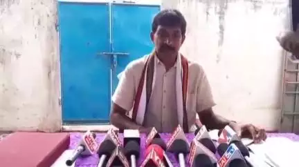 మందపల్లి దేవస్థాన నూతన కార్యదర్శిగా బాధ్యతల స్వీకరించిన డి.సురేశ్ బాబు