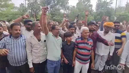 रोहट: रोहट के गाजन गढ़ माता मंदिर में प्रसादी और धार्मिक कार्यक्रम पर रोक के खिलाफ पैदल यात्रा संघ ने ADM को सौंपा ज्ञापन
