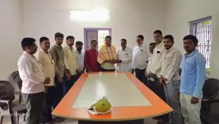 राहुरी: वळण येथील हनुमान पाणी वापर संस्थेच्या चेअरमन पदि किरण बनकर बिनविरोध