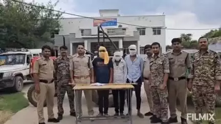 मुरैना: मीरपुर रोड से घर पर पथराव व फायरिंग करने वाले तीन आरोपी गिरफ्तार, कट्टा व ट्रैक्टर ट्राली बरामद