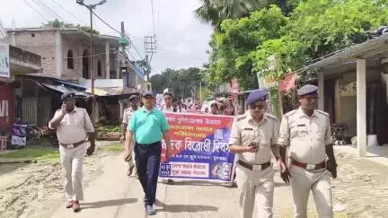 আমডাঙা: আন্তর্জাতিক মাদকবিরোধী দিবস: আমডাঙা থানায় সচেতনতা র‍্যালি অনুষ্ঠিত হলো