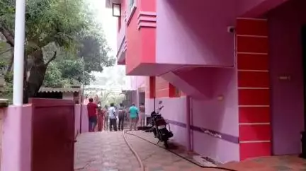 அகஸ்தீஸ்வரம்: ராமன்புதூரில் மருத்துவர் வீட்டில் பயங்கர தீ விபத்து