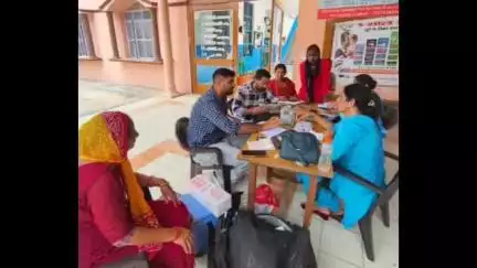 झज्जर: 5 साल तक के बच्चों के लिए जिले में विशेष टीकाकरण अभियान जारी
"सब काम छोड़ पहले टीके लगवाएँ"