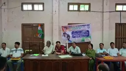 দিনহাটা ২: পাম্প অপারেটরদের নিয়ে মহকুমা কমিটি গঠনের উদ্দেশ্যে তৃণমূলের শ্রমিক সংগঠনের সভা দিনহাটায়