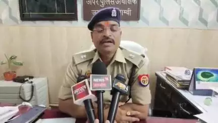 मंझनपुर: मुस्लिम युवती के परिजनों ने दर्ज कराई थी गुमशुदगी की रिपोर्ट, रोहित संग थाने पहुंची युवती, कहा- हमने कर ली है शादी