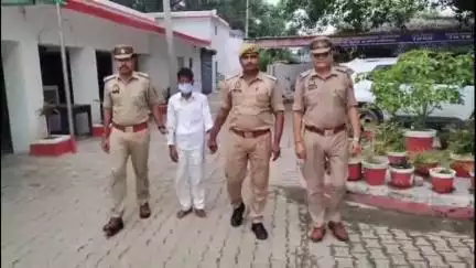 हरदोई: कोतवाली शहर पुलिस ने दुष्कर्म के आरोपी मुन्ना ठेकेदार उर्फ मुन्ना खां को किया गिरफ्तार