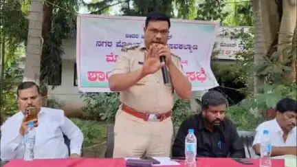 ಬಸವಕಲ್ಯಾಣ: ಮೊಹರಮ್ ಹಬ್ಬದ ವೇಳೆ ಸಮಾಜದಲ್ಲಿ ಅಶಾಂತಿ ವಾತಾವರಣಕ್ಕೆ ಪ್ರಯತ್ನಿಸುವ ಕಿಡಿಗೇಡಿಗಳ ವಿರುದ್ಧ ಕಠಿಣ ಕ್ರಮ; ನಗರದಲ್ಲಿ ಸಿಪಿಐ ಅಲಿಸಾಬ್ ಎಚ್ಚರಿಕೆ