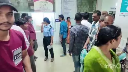ବୀରମହାରାଜପୁର: ବିକଲପାଲି ଗ୍ରାମରେ ବଜ୍ରପାତରେ ଗୋଟିଏ ପରିବାରର ଦୁଇ ଶିଶୁ ସମେତ ୫ ଜଣ ଆହତ, ମେଡିକାଲରେ ଭର୍ତ୍ତି