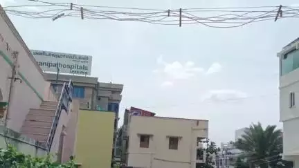 சேலம்: ₹25 லட்சத்துடன் தலைமறைவான ஓட்டுநர் - சூரமங்கலத்தில் வைத்து கைது செய்து போலீசார் விசாரணை