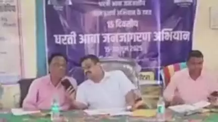 सपोटरा: गज्जूपुरा गांव में धरती आबा जनजातीय उत्कर्ष अभियान शिविर का जिला कलेक्टर ने लिया जायजा, दिए आवश्यक दिशा-निर्देश