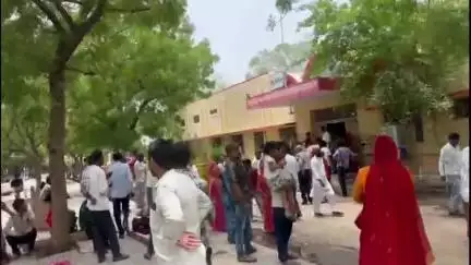 नागौर: नागौर के पुराना अस्पताल में डिलीवरी के बाद महिला को घर ले जाने को लेकर पीहर और ससुराल पक्ष के बीच विवाद