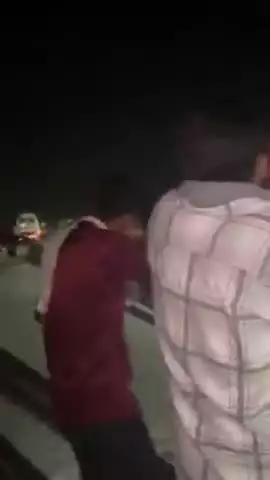 सगड़ी: बिलरियागंज क्षेत्र में मनबढ़ों द्वारा लूट की घटना का वीडियो सोशल मीडिया पर वायरल, चर्चा का विषय, पुलिस जांच में जुटी