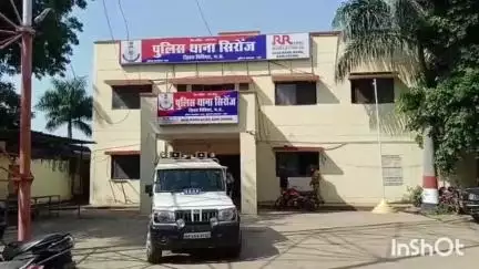 सिरोंज: कांकड़ खेड़ी घाटी के पास तेज रफ्तार कार ने मोटरसाइकिल सवार को मारी टक्कर, ग्रामीण घायल
