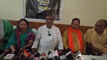 मऊ: बाल निकेतन पर मंत्री गिरीश चंद यादव ने की प्रेस वार्ता, आपातकाल के दौरान बातों पर की चर्चा